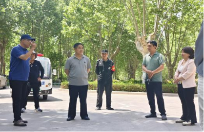 郑州市森林资源事务中心主任到树木园检查指导景观提升工作660.png